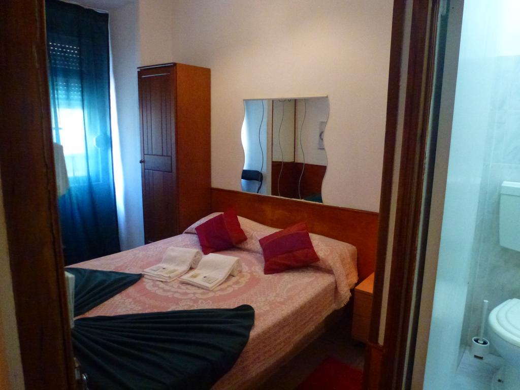 Hospedaria D. Damelio Lisboa المظهر الخارجي الصورة